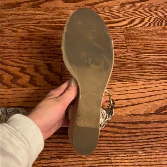 Via Spiga snakeskin wedge sandals - Picture 4 of 5